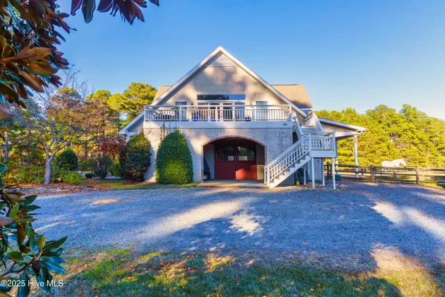 $2,100,000 | 300 Good Barn Road, Vass, NC 28394