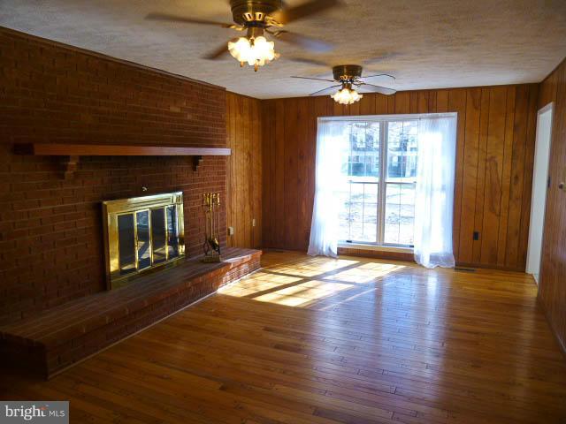 512 Holly Road Fort Washington, MD 20744 - Photo 14 of 26 Family Room
