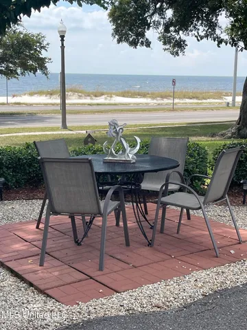 $1,950 | 1282 Beach Boulevard, Unit 216, Biloxi, MS 39530