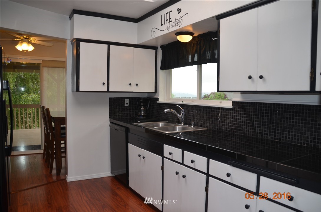 3507 Cedar Avenue South Renton, WA 98055 - Photo 8 of 25 Gallery Image 8