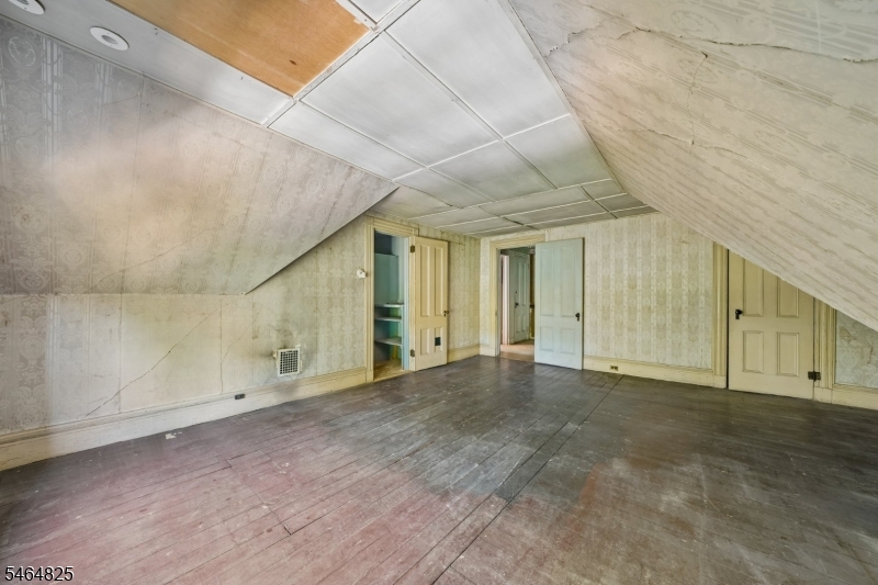 279 Scotland Road South Orange, NJ 07079 - Photo 24 of 32 Gallery Image 24