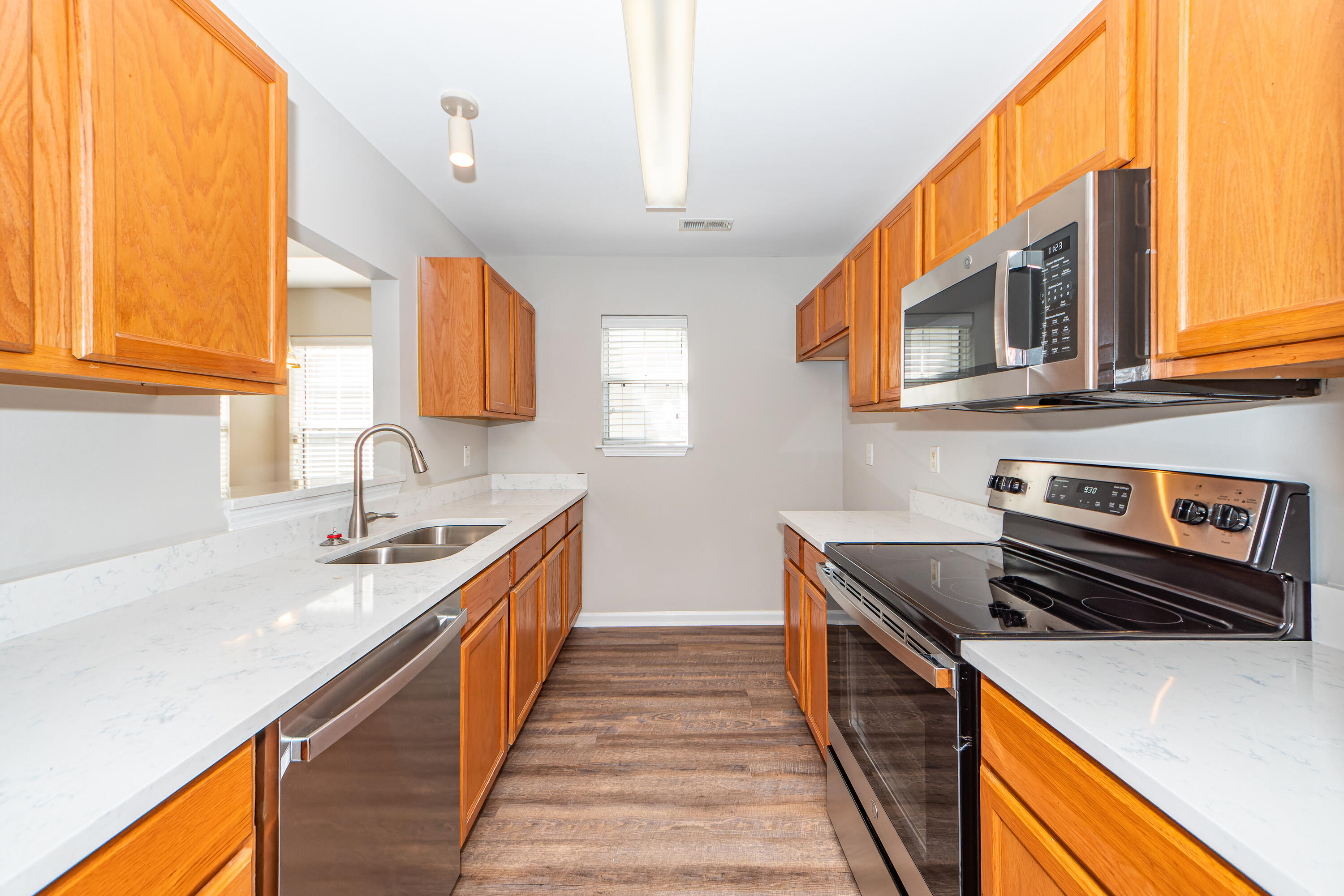 9281 Ayscough Road Summerville, SC 29485 - Photo 5 of 47 14