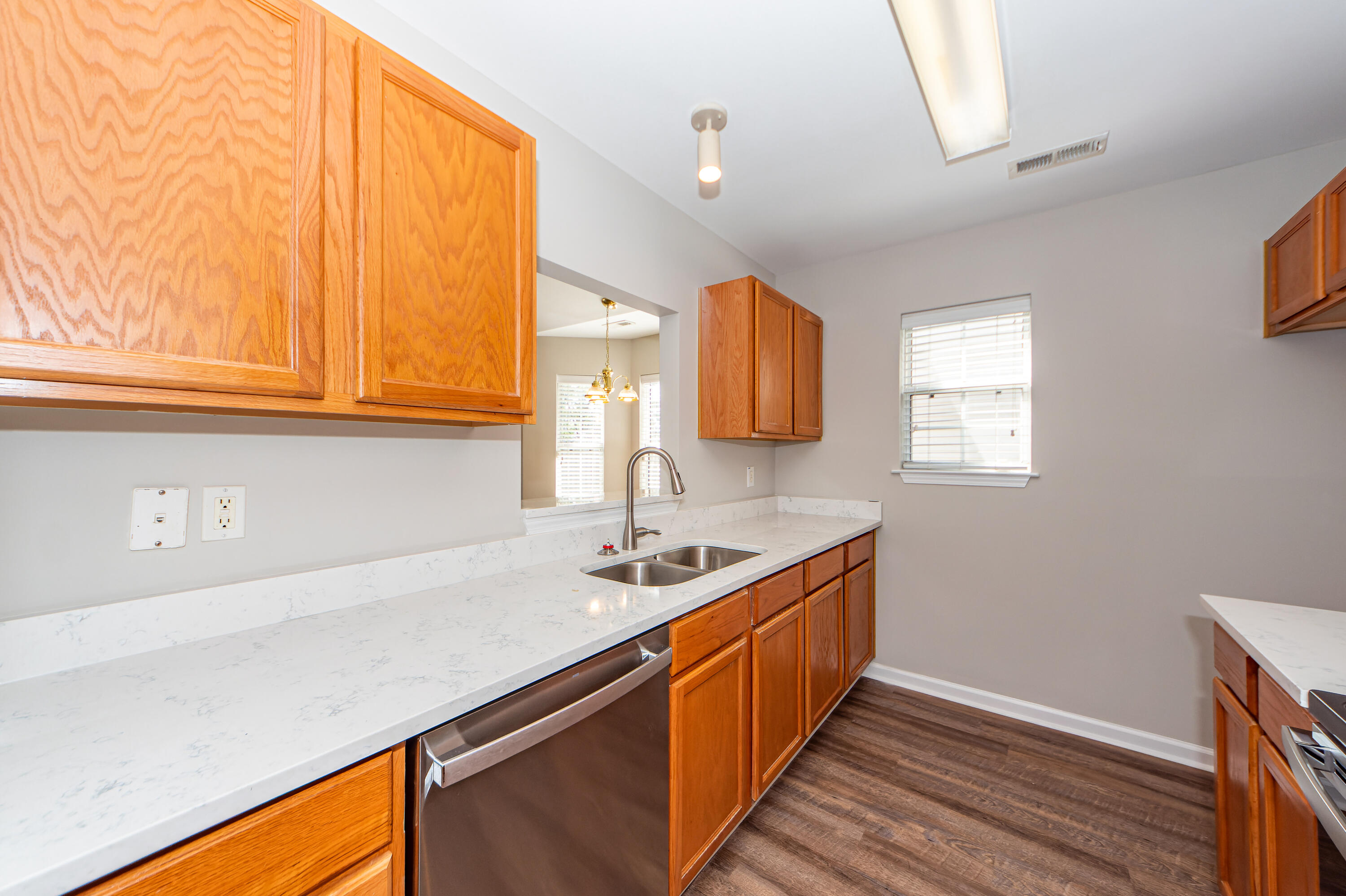 9281 Ayscough Road Summerville, SC 29485 - Photo 6 of 47 15