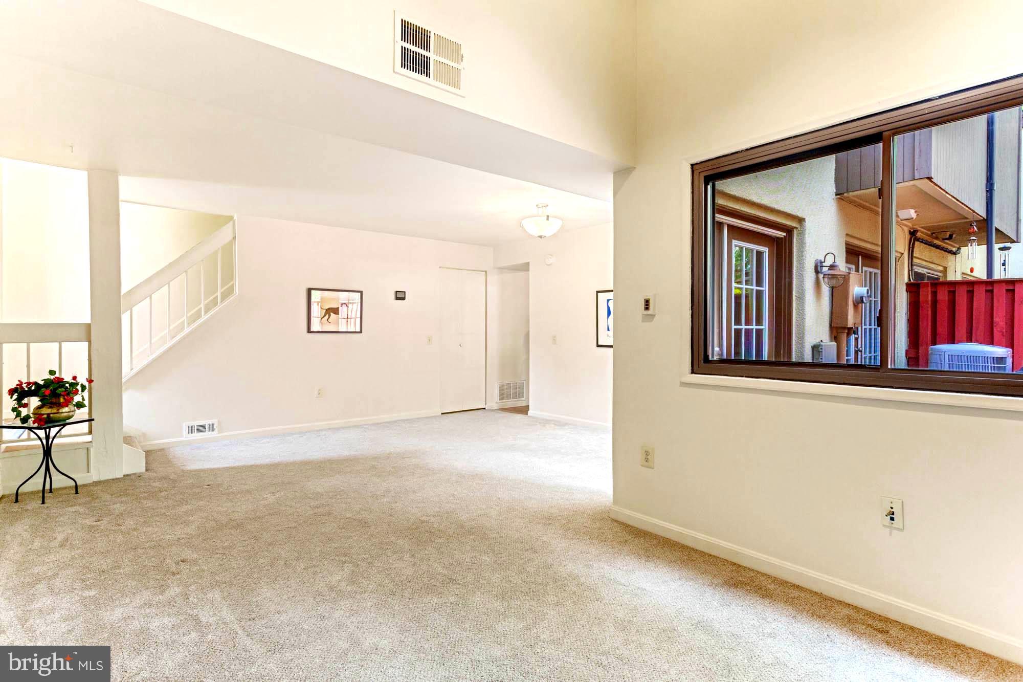 11241 Crystal Run, Unit B289 Columbia, MD 21044 - Photo 12 of 33 ****EVERY WINDOW AND ALL DOORS HAVE BEEN UPGRADED*