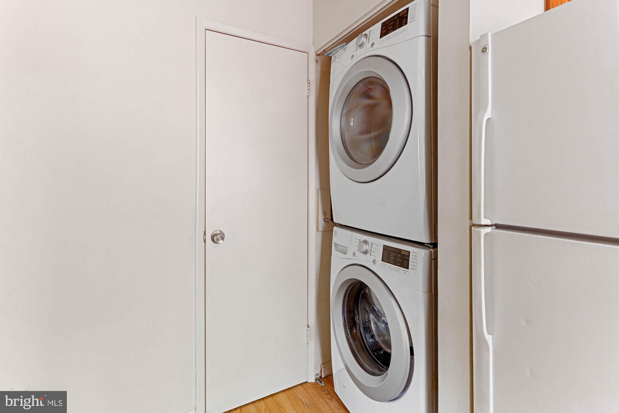 11241 Crystal Run, Unit B289 Columbia, MD 21044 - Photo 18 of 33 FULL SIZE WASHER AND DRYER STACKABLE