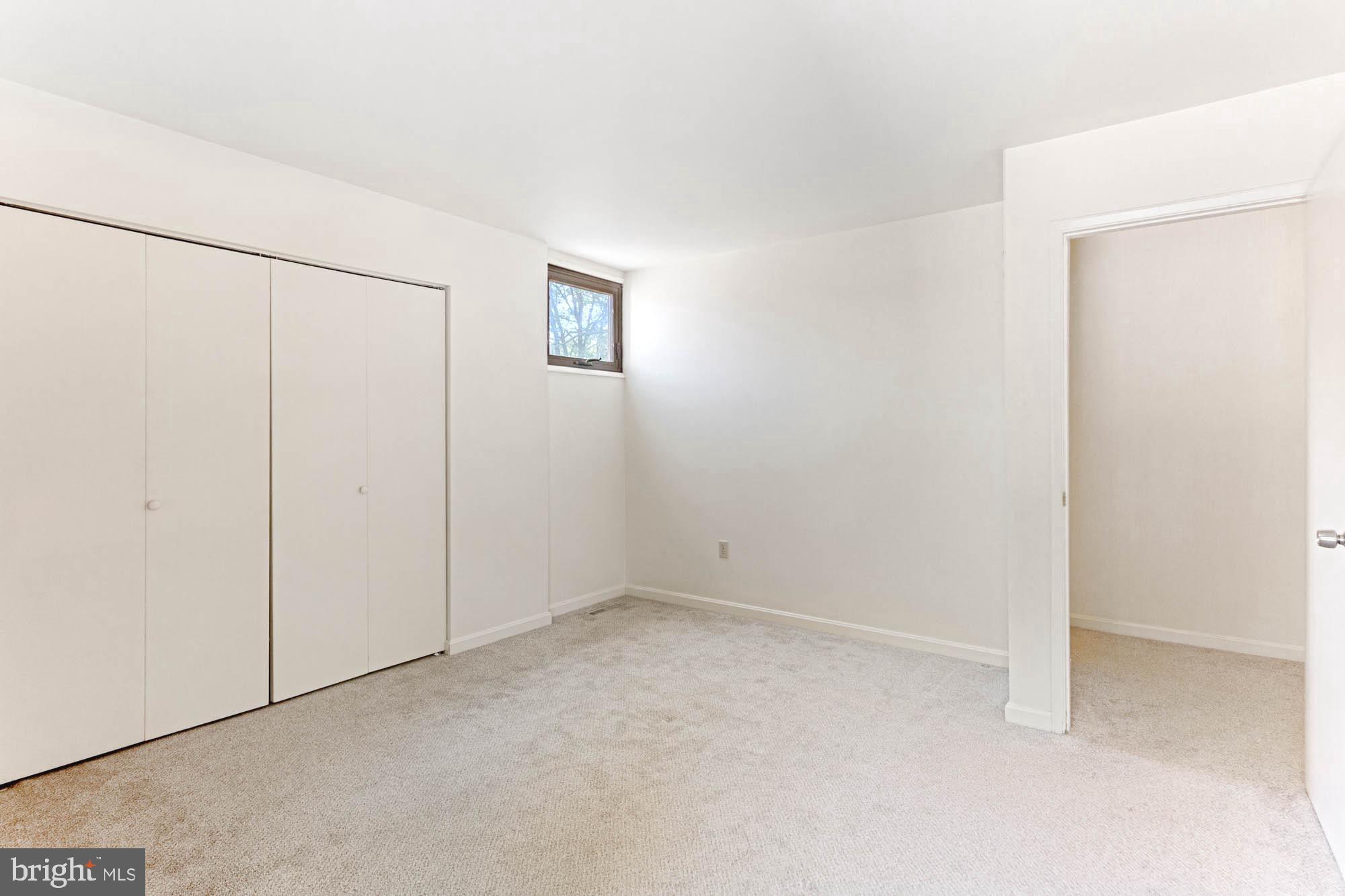 11241 Crystal Run, Unit B289 Columbia, MD 21044 - Photo 24 of 33 LITTLE TRANSOM WINDOW TO SEE CLOUDS ROLL BY**