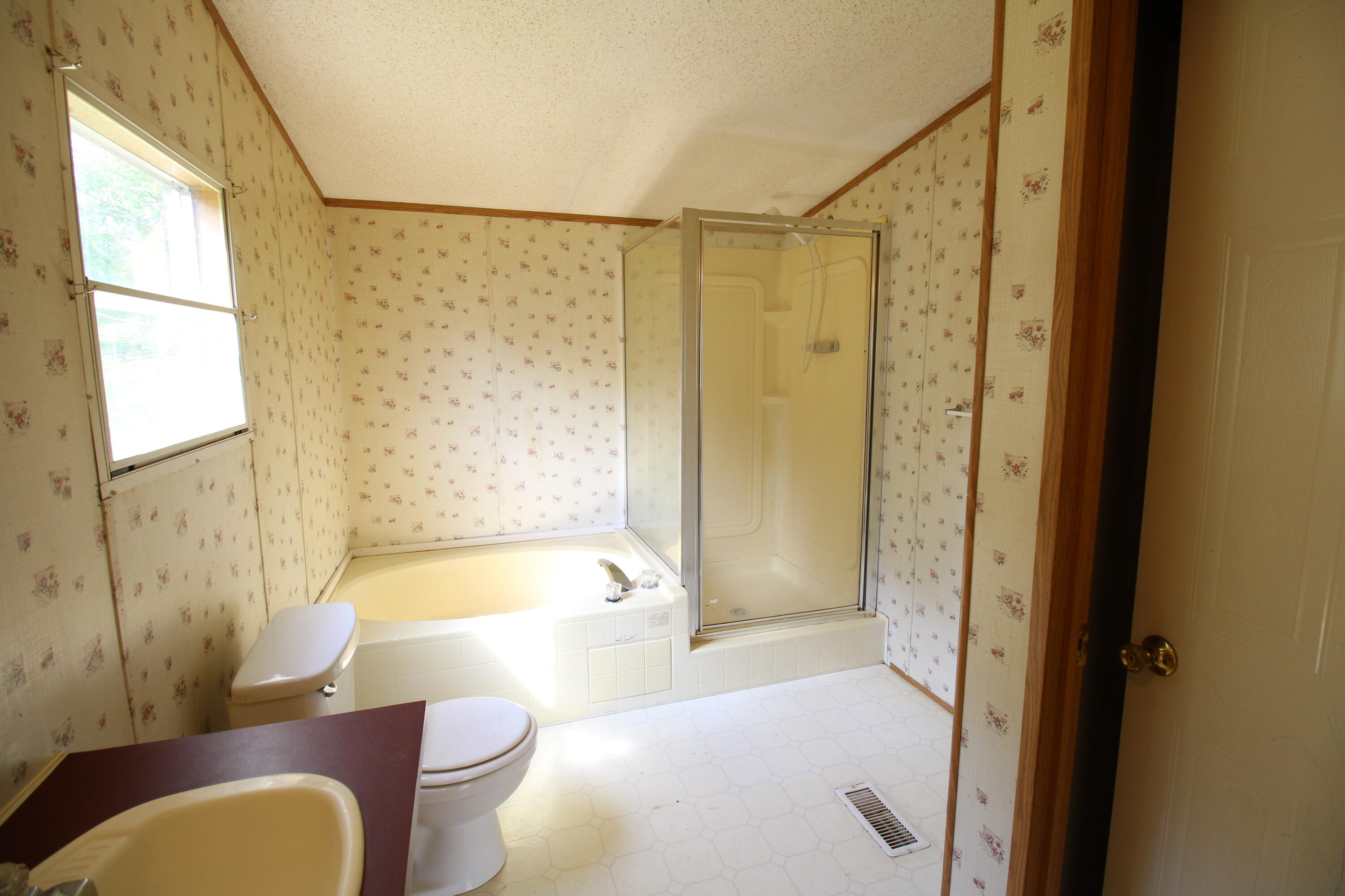 6475 Donaldson Road Mount Sterling, KY 40353 - Photo 16 of 19 IMG_3825