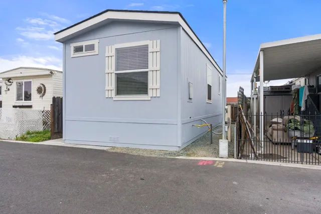 $74,950 | 880 East F Street, Unit 14, Oakdale, CA 95361