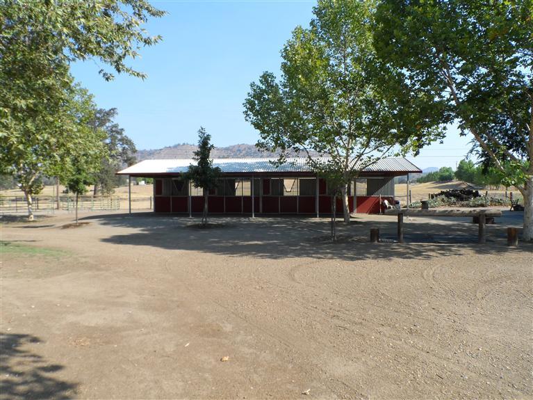 13484 Millerton Road Prather, CA 93651 - Photo 17 of 25 Gallery Image 17