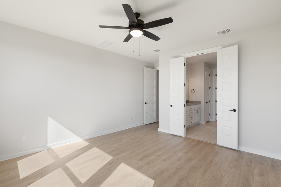 200 Brandywine Road Hutto, TX 78634 - Photo 20 of 39 wooden floor in an empty room
