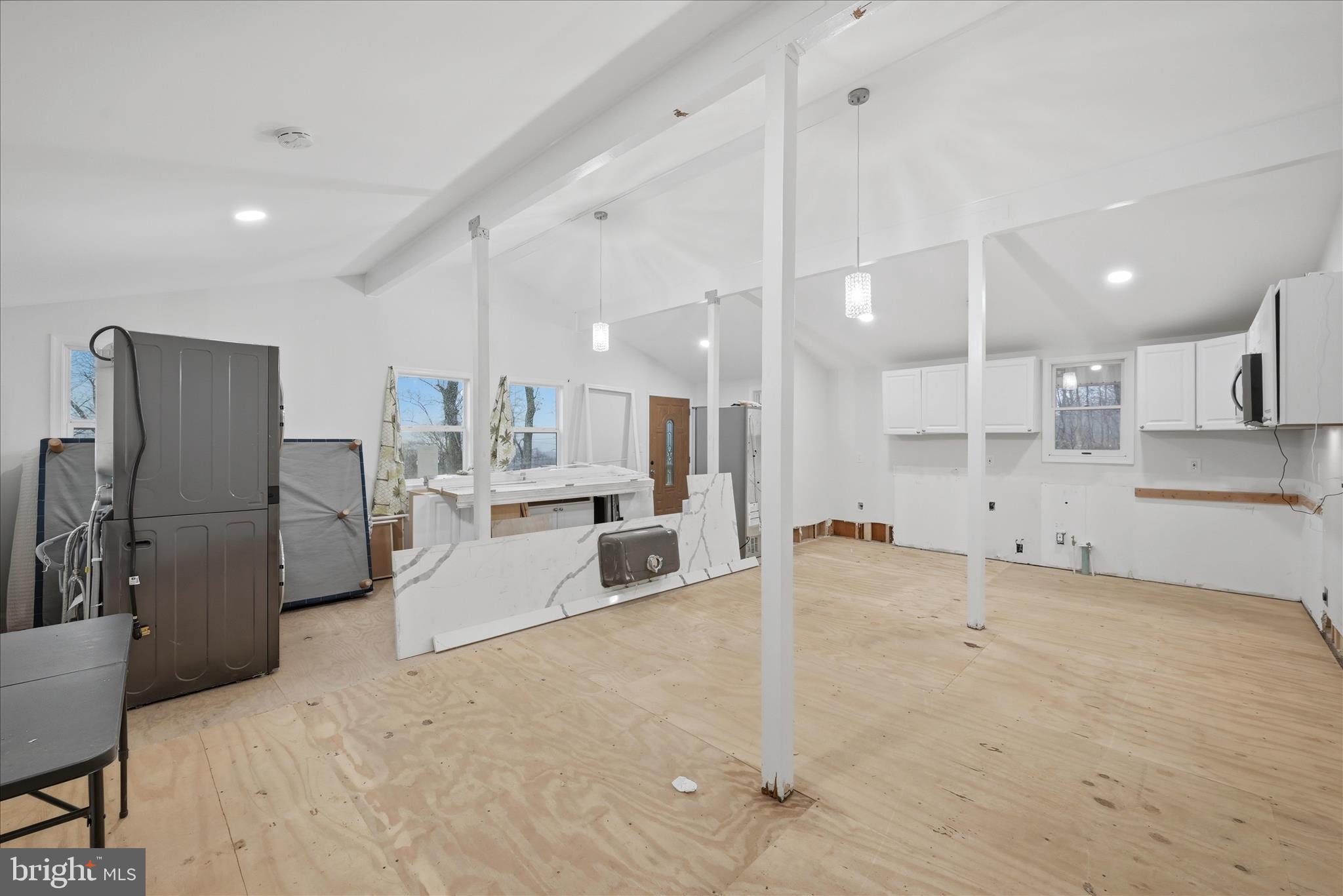 104 Inca Trail Winchester, VA 22602 - Photo 11 of 40 a large white kitchen with lots of counter space and refrigerator