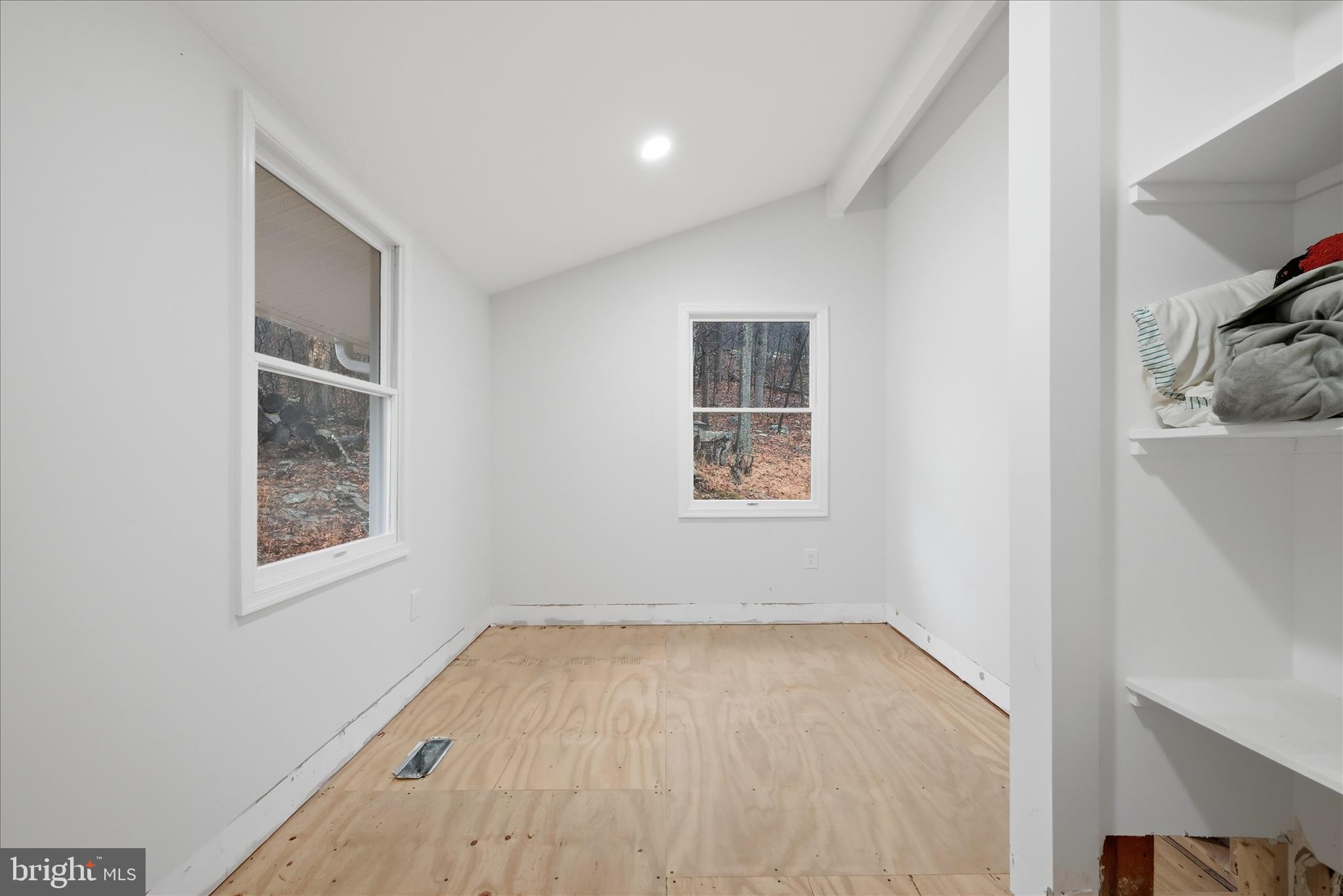 104 Inca Trail Winchester, VA 22602 - Photo 22 of 40 an empty room with windows