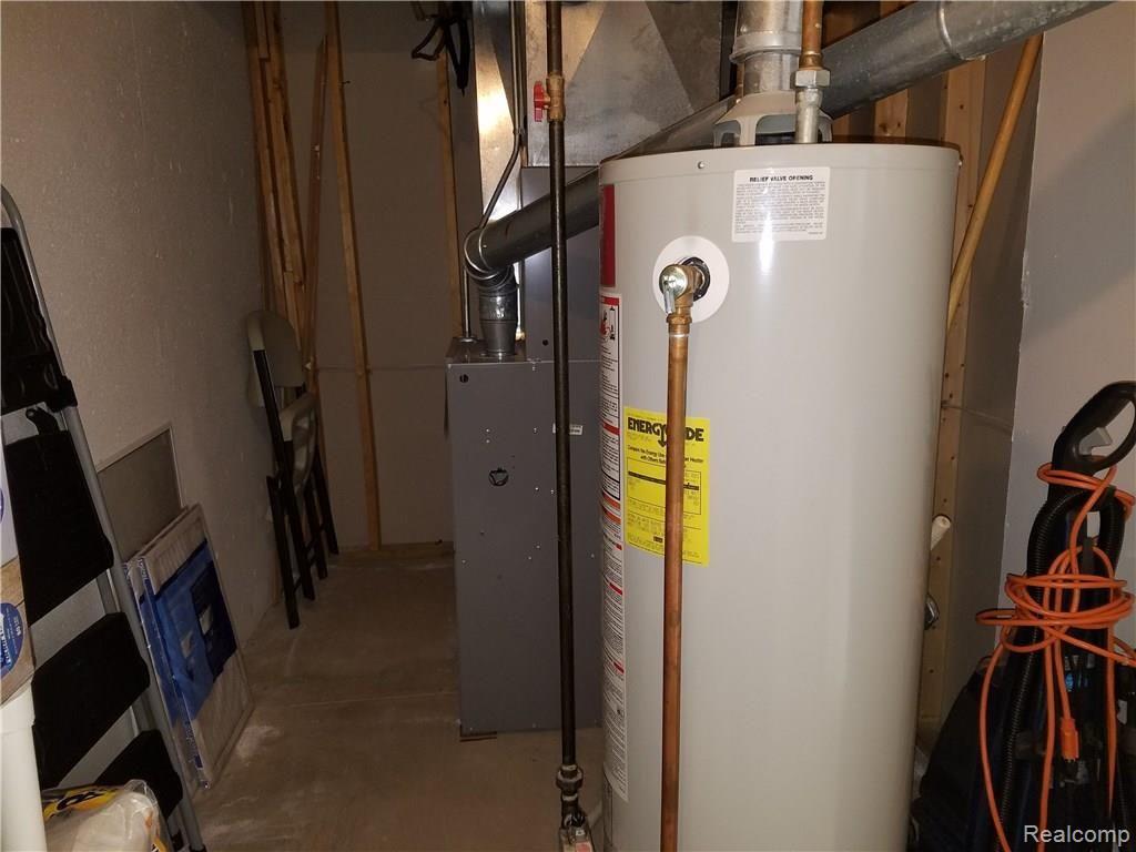 29667 Reed Drive Flat Rock, MI 48134 - Photo 39 of 41 37Reed WH-UtilityRm.jpg