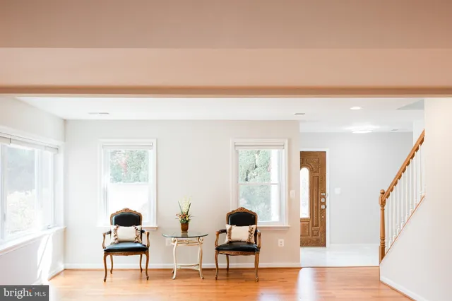 $1,150,000 | 9720 Five Oaks Road, Fairfax, VA 22031