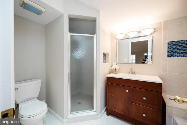 $1,150,000 | 9720 Five Oaks Road, Fairfax, VA 22031