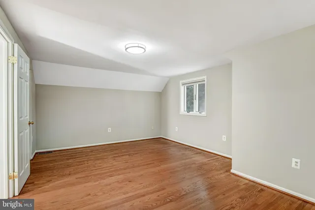 $1,150,000 | 9720 Five Oaks Road, Fairfax, VA 22031