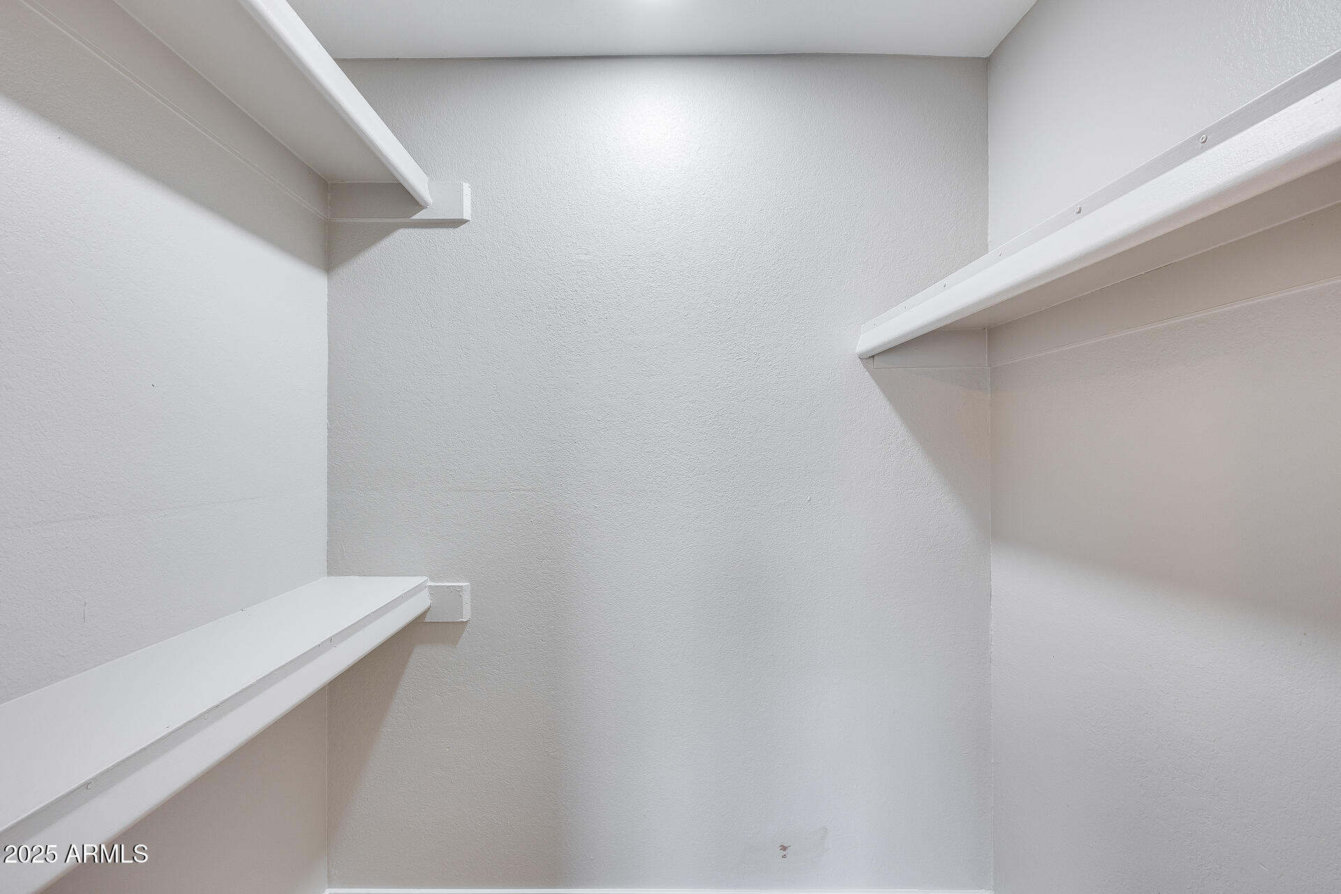 2524 East Grandview Road Phoenix, AZ 85032 - Photo 19 of 30 22
