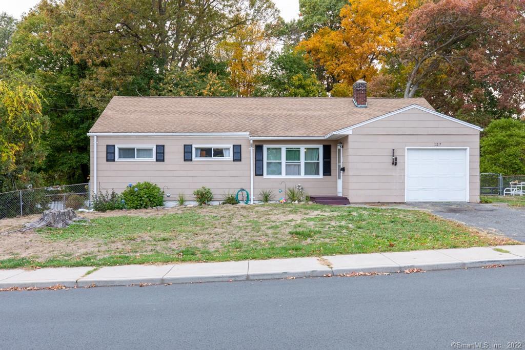 127 Green Manor Road Manchester, CT 06042 - Photo 1 of 1 Exterior Front