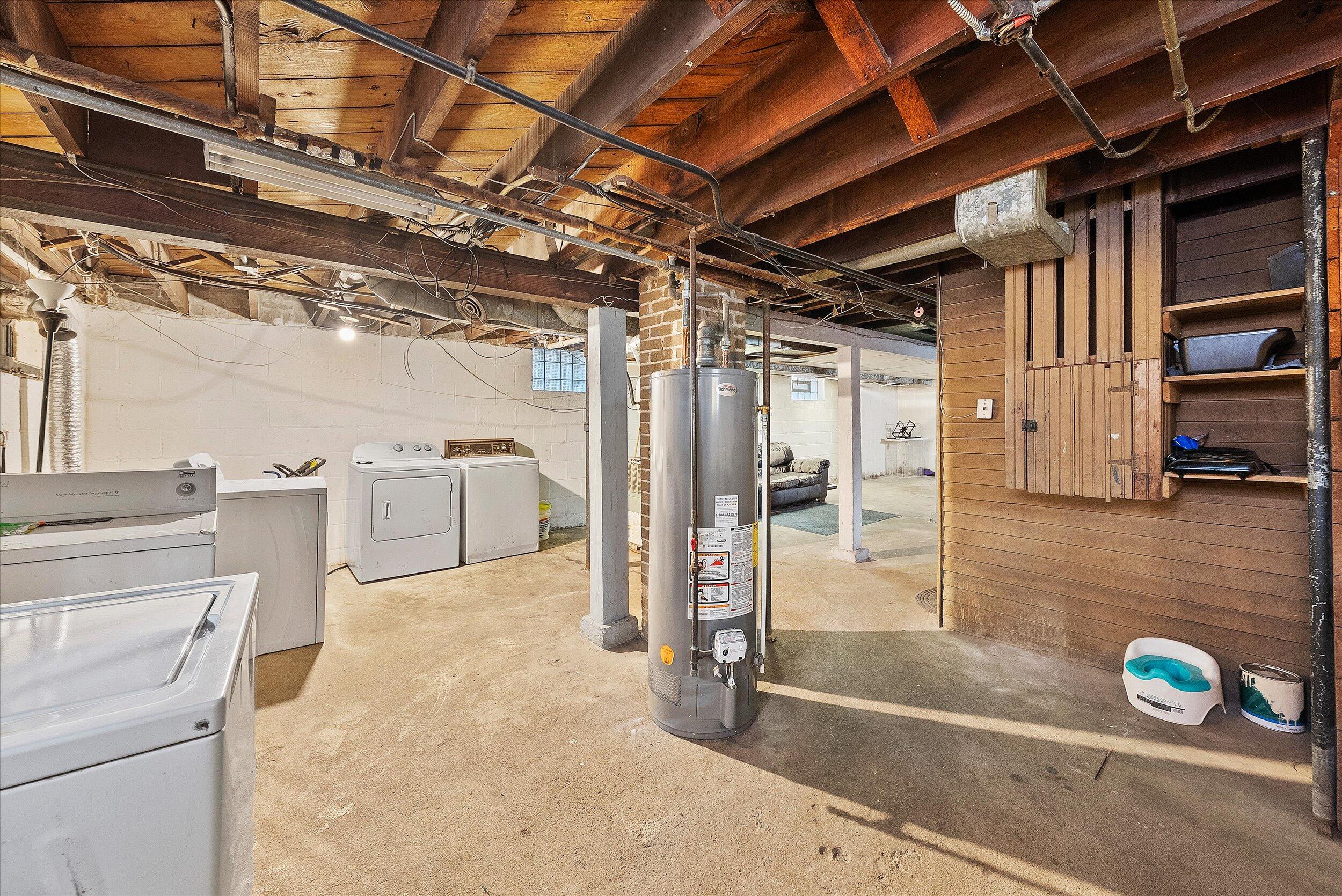 2419 North 53rd Street Milwaukee, WI 53210 - Photo 25 of 28 27-Lower Level