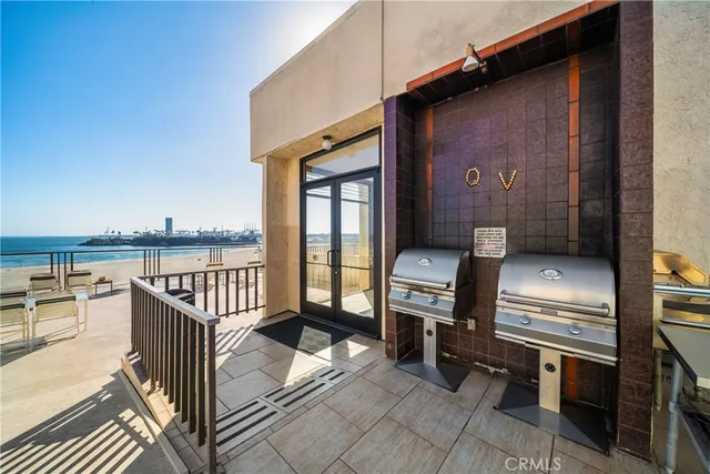 $579,000 | 1140 East Ocean Boulevard, Unit 220, Long Beach, CA 90802