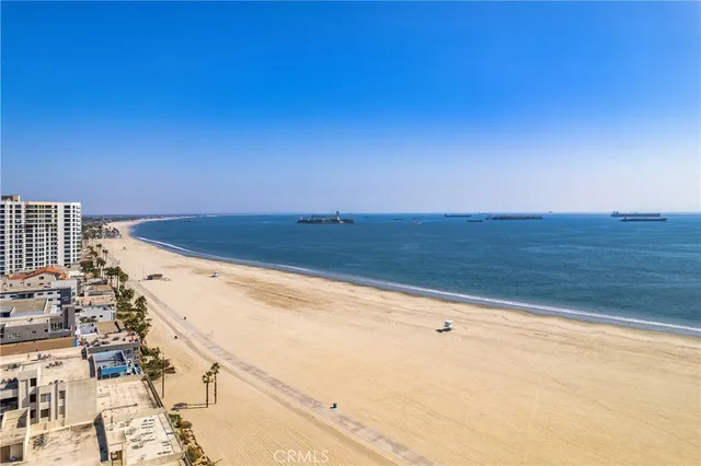 $579,000 | 1140 East Ocean Boulevard, Unit 220, Long Beach, CA 90802