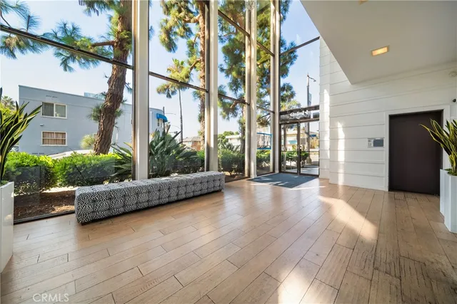 $579,000 | 1140 East Ocean Boulevard, Unit 220, Long Beach, CA 90802