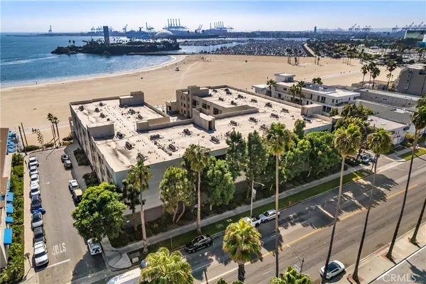 $510,000 | 1140 East Ocean Boulevard, Unit 220, Long Beach, CA 90802