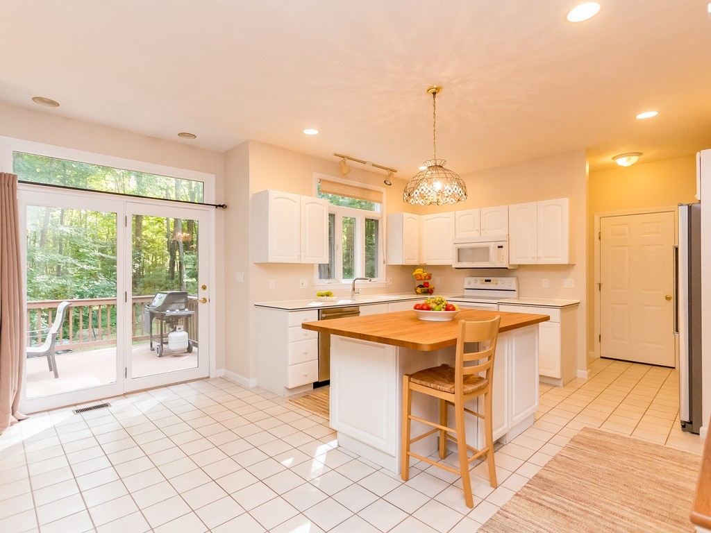 24 Annetta Road Ashland, MA 01721 - Photo 5 of 30 Gallery Image 5