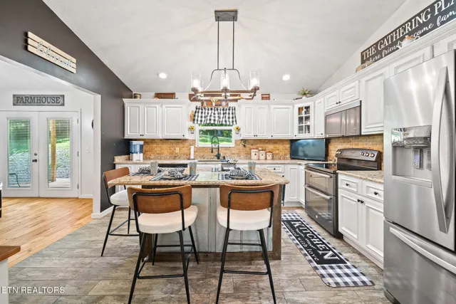 $439,900 | 631 Rock House Road, Kodak, TN 37764