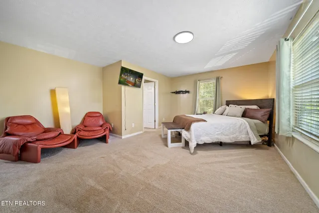 $439,900 | 631 Rock House Road, Kodak, TN 37764