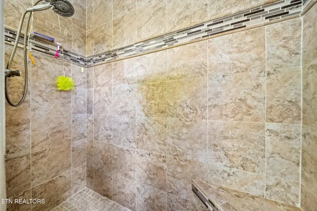 $439,900 | 631 Rock House Road, Kodak, TN 37764