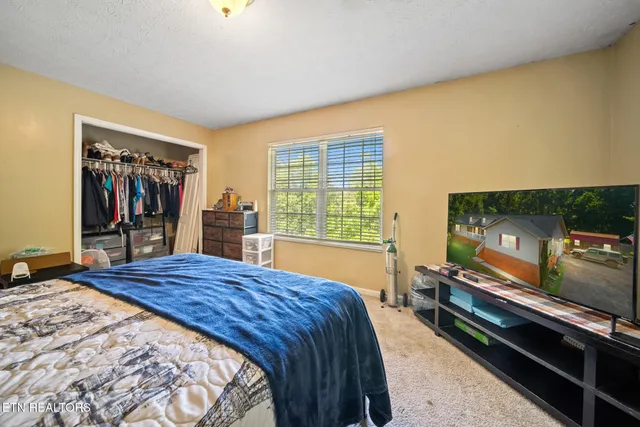 $439,900 | 631 Rock House Road, Kodak, TN 37764