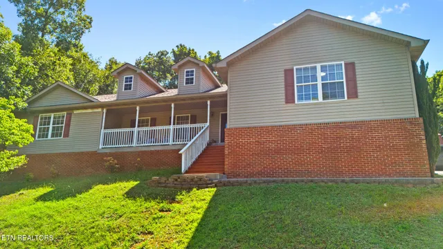$439,900 | 631 Rock House Road, Kodak, TN 37764