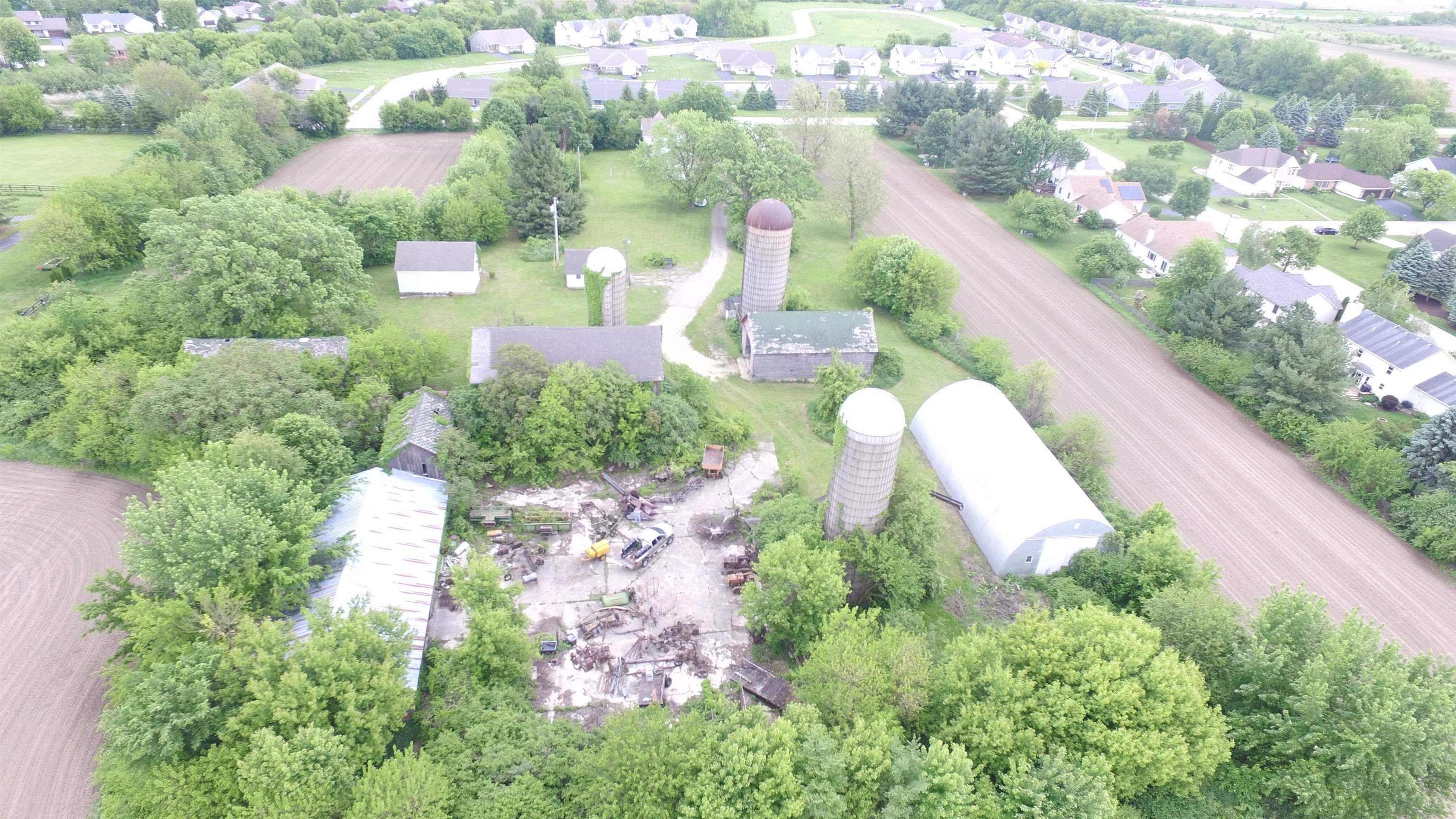 5250 Harvey Road Caledonia, IL 61011 - Photo 6 of 17 a view of a city