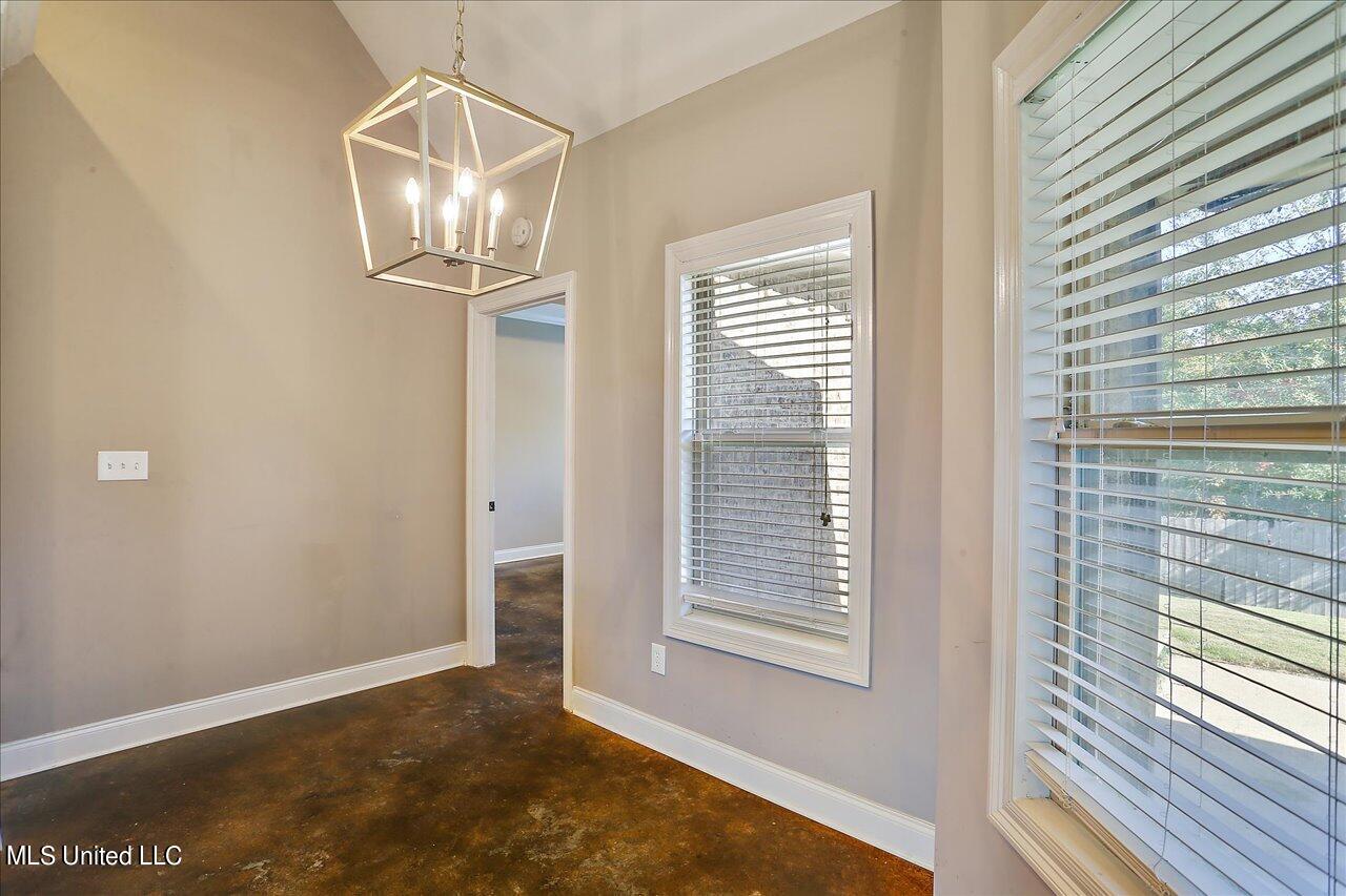 620 Greenfield Ridge Drive East Brandon, MS 39042 - Photo 12 of 25 12-620 Greenfield Ridge Dr