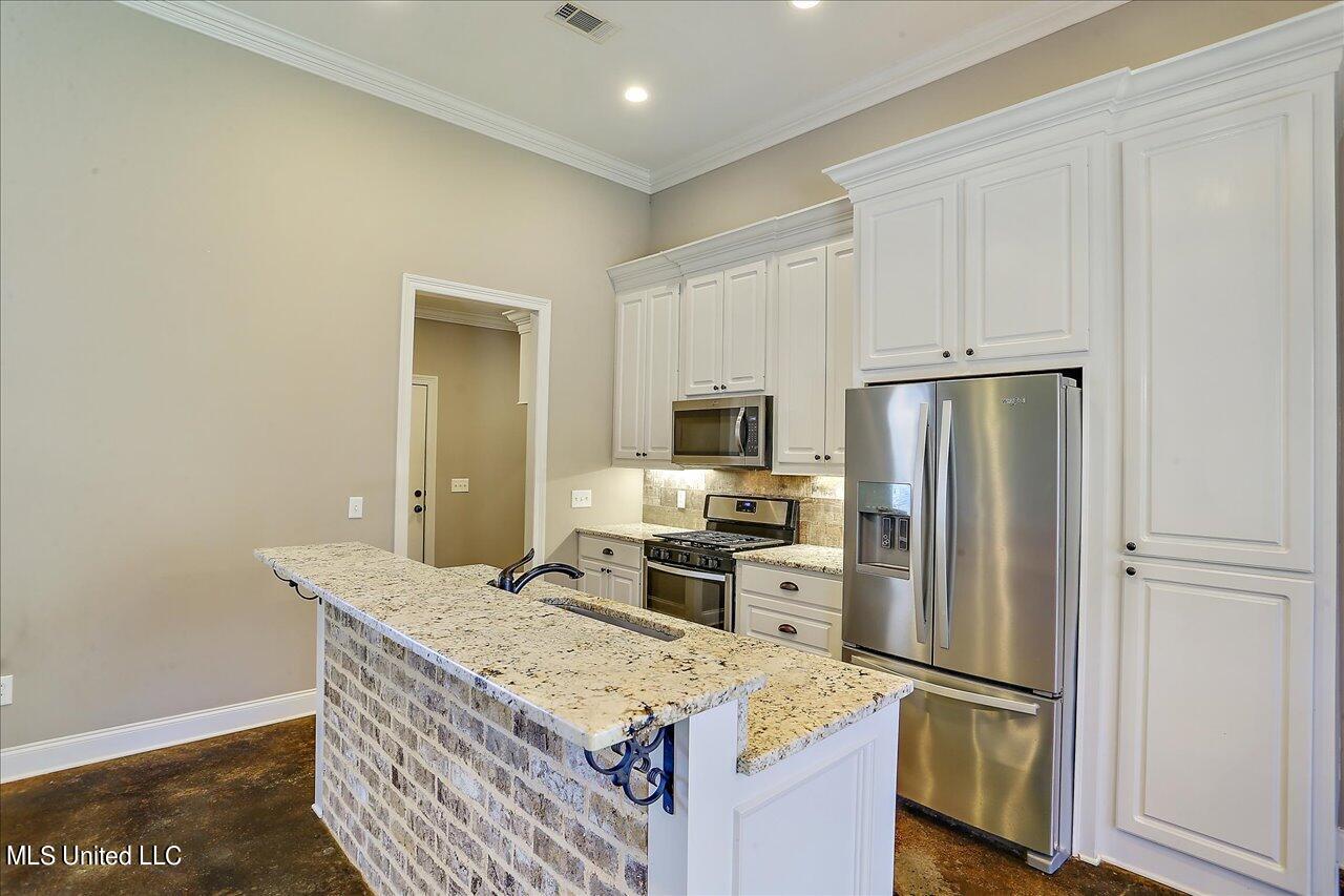 620 Greenfield Ridge Drive East Brandon, MS 39042 - Photo 10 of 25 10-620 Greenfield Ridge Dr