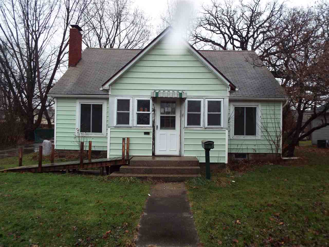 745 North Elza Street Rensselaer, IN 47978 - Photo 1 of 1 Gallery Image 1