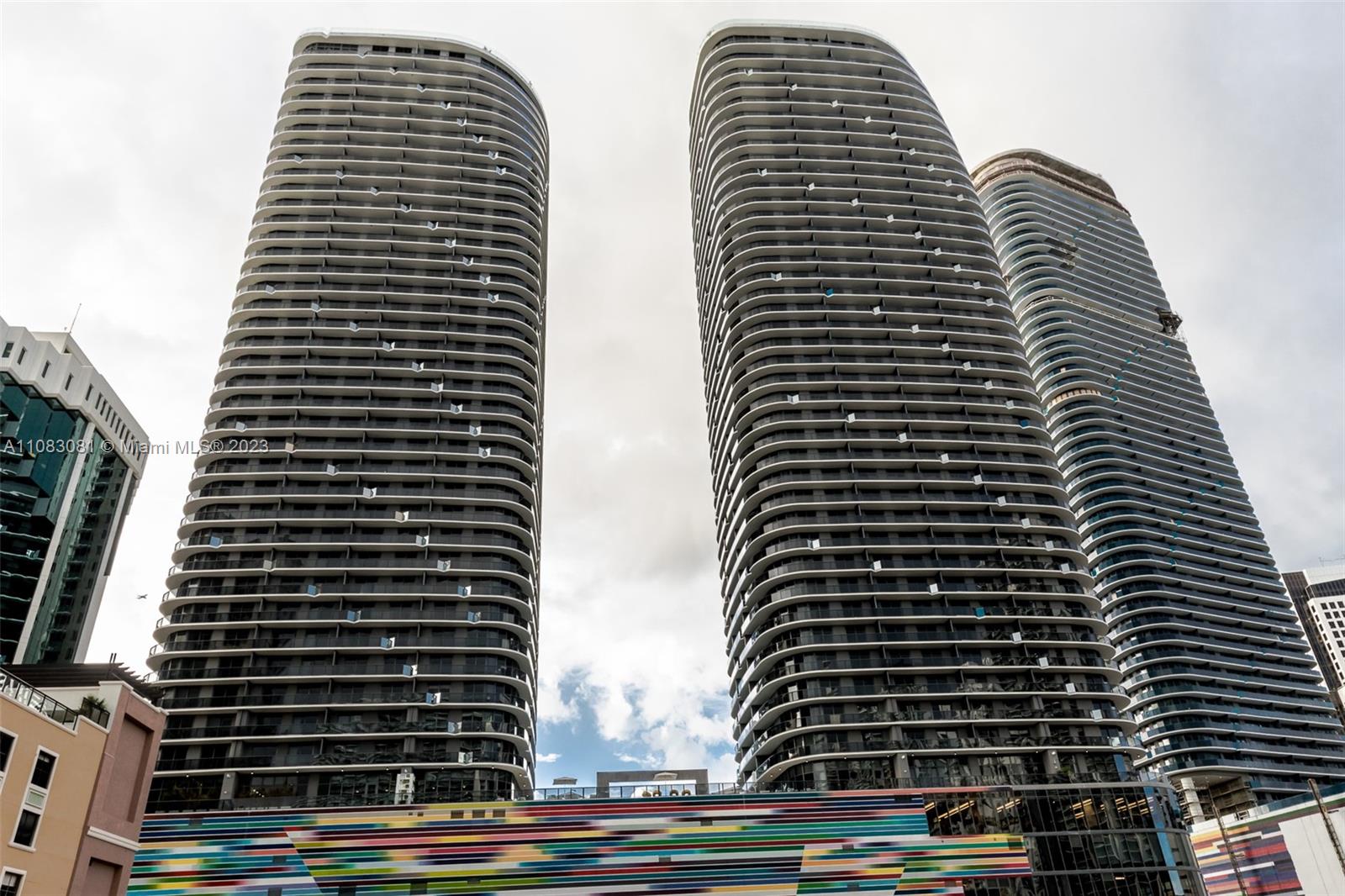 45 Southwest 9th Street, Unit 2207 Miami, FL 33130 - Photo 31 of 31 a view of street with tall buildings