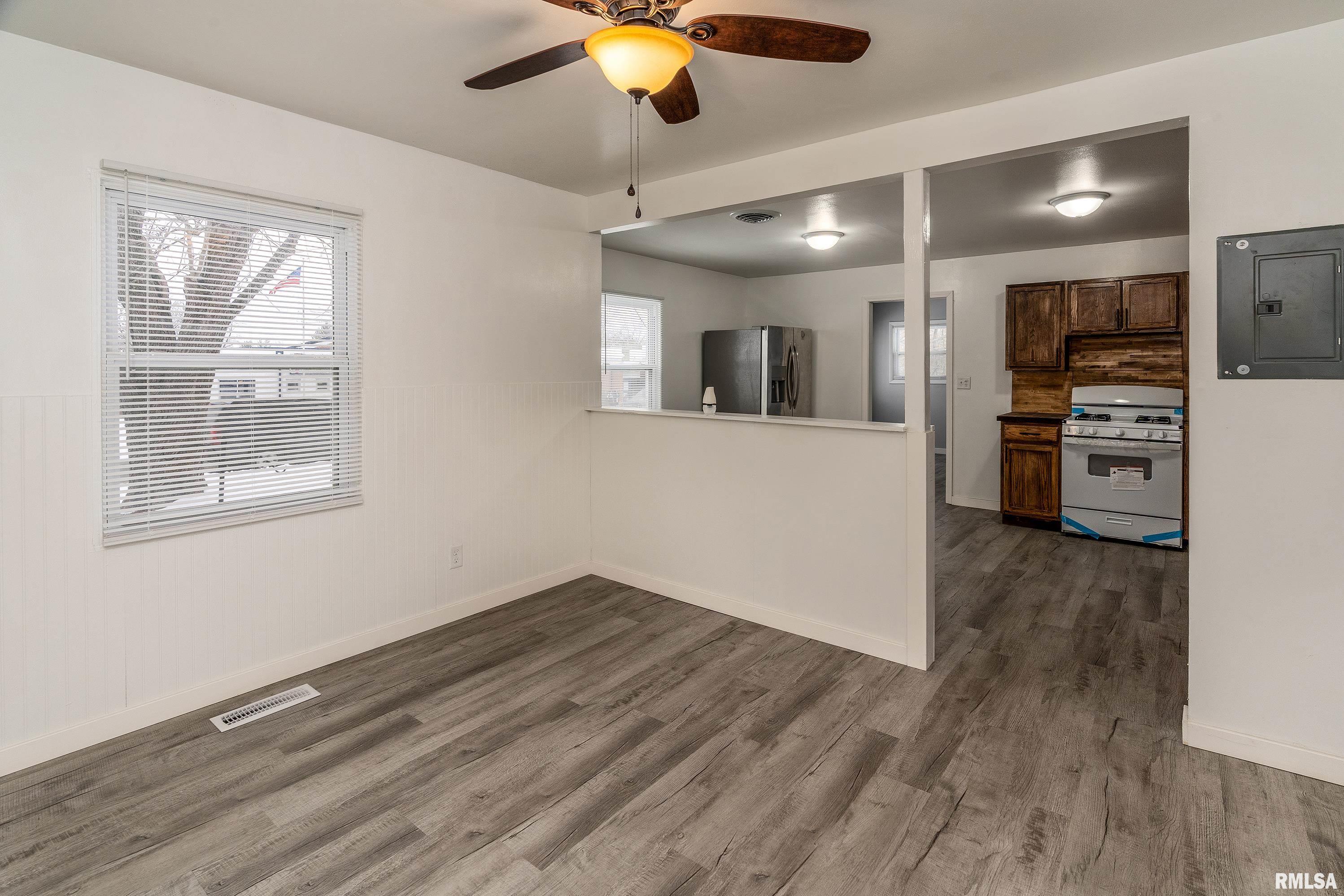 79 Candy Lane Murphysboro, IL 62966 - Photo 8 of 24