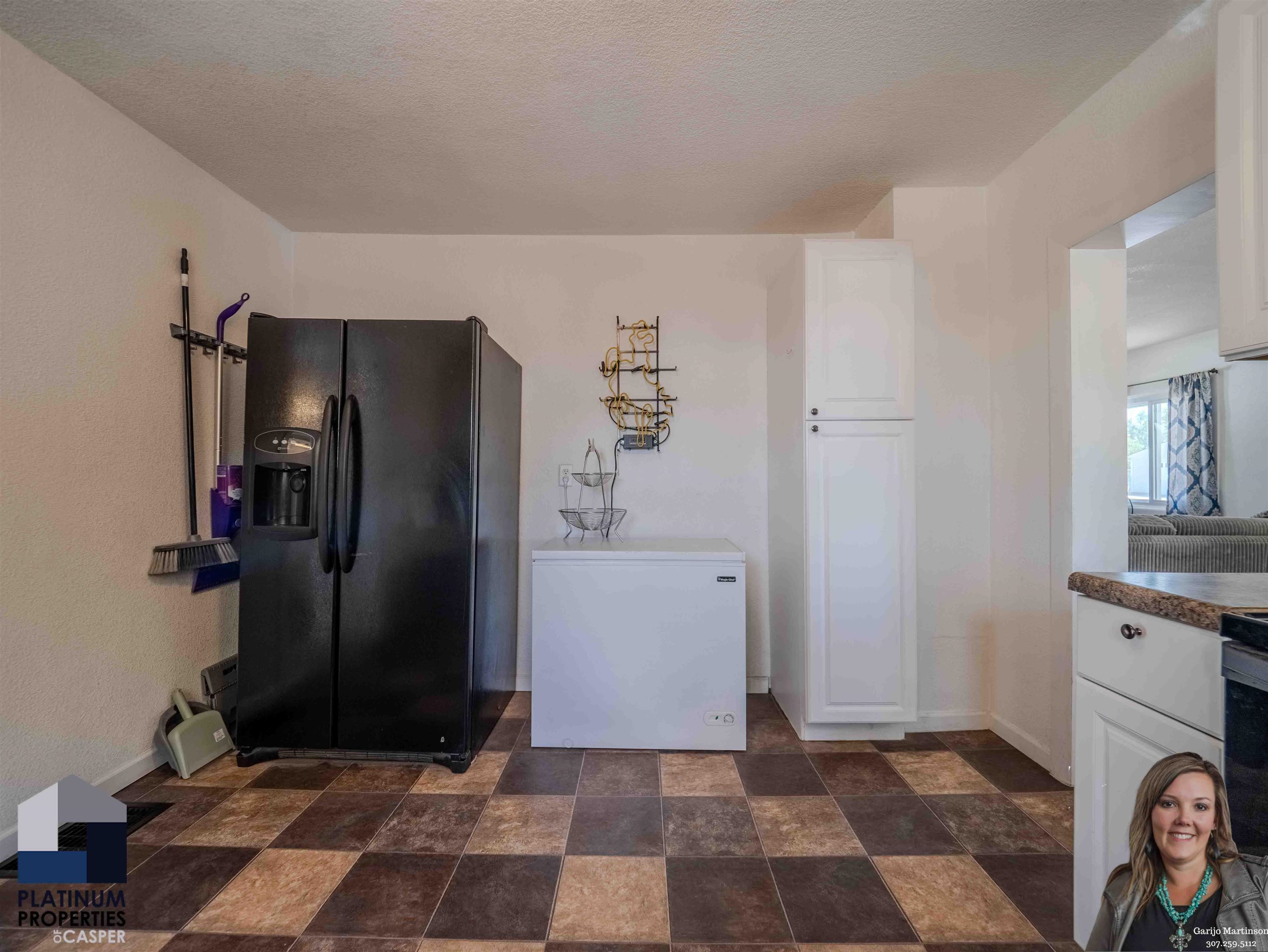 1148 North Lincoln Street Casper, WY 82601 - Photo 11 of 26