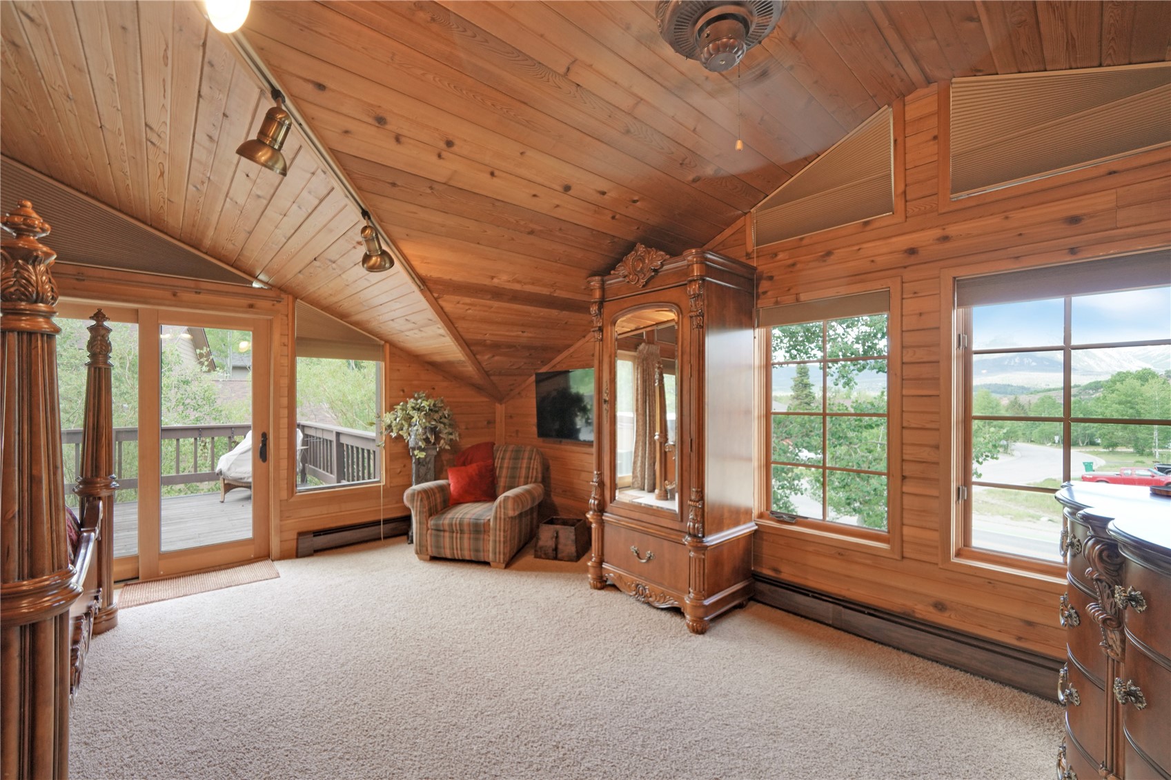 168 Deer Path Road Dillon, CO 80435 - Photo 18 of 35 Gallery Image 18