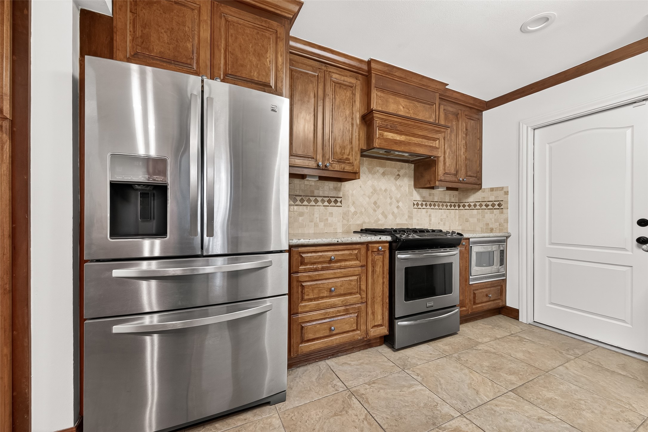 5422 Hummingbird Street Houston, TX 77096 - Photo 9 of 46