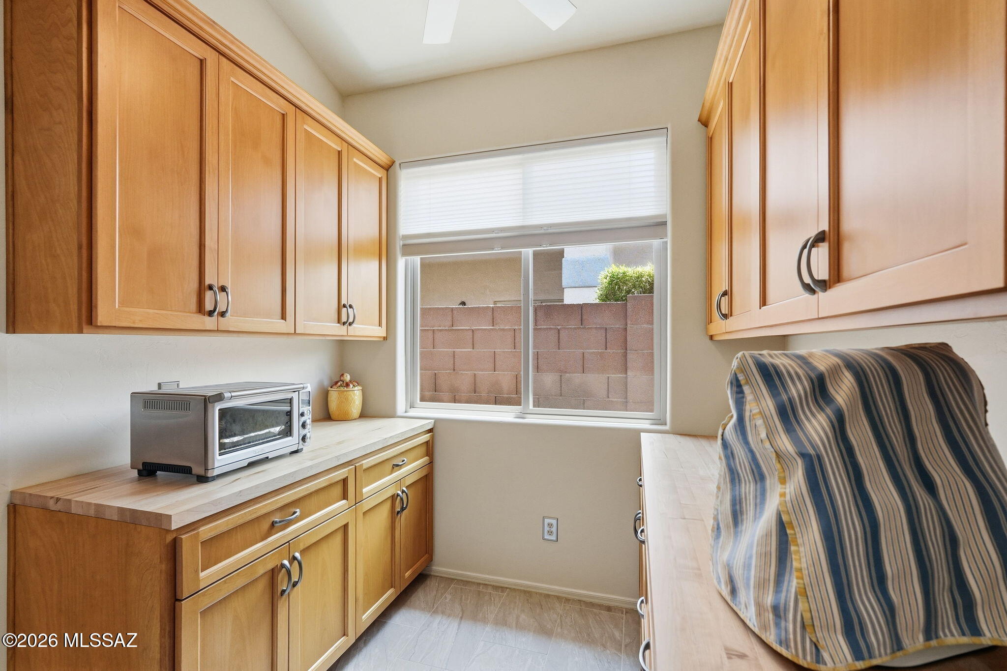 9180 East Sunset Post Road Tucson, AZ 85749 - Photo 27 of 35 Kitchen Nook
