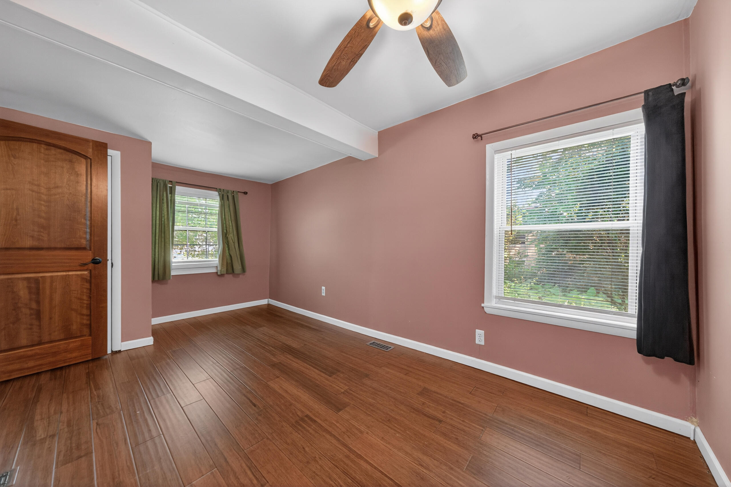 23830 Scotia Road Oak Park, MI 48237 - Photo 19 of 28 DSC01226