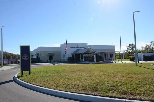 $2,800 | 18200 Pleasantview Boulevard, Land O Lakes, FL 34638