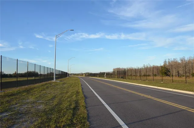 $2,800 | 18200 Pleasantview Boulevard, Land O Lakes, FL 34638