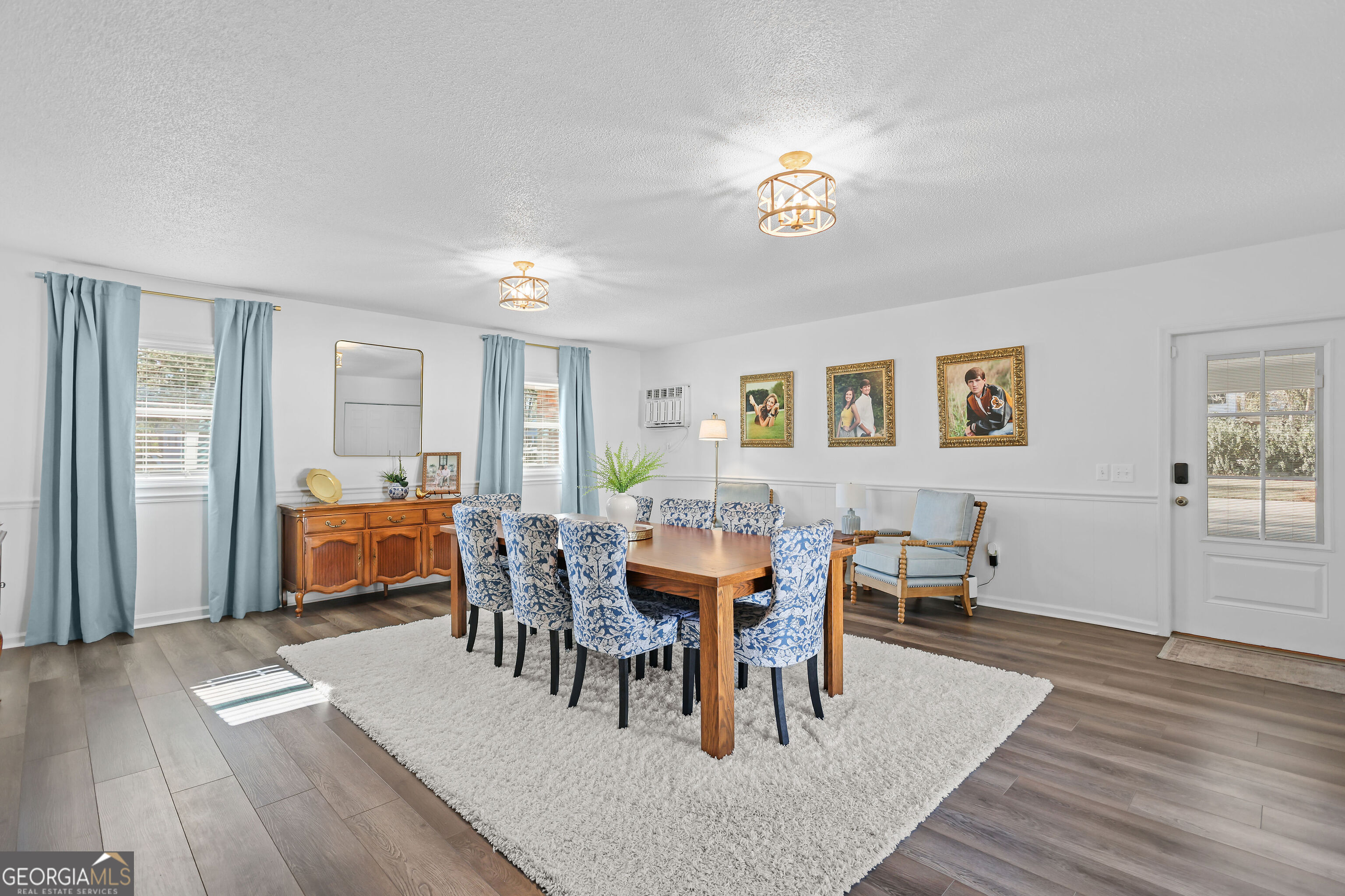 548 South 5th Street Jesup, GA 31545 - Photo 15 of 45 a view of a dining room with furniture window and wooden floor