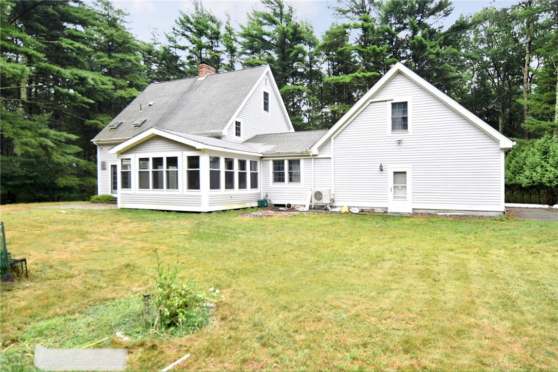 41 Chappel Pl Lane Exeter, RI 02822 - Photo 2 of 29