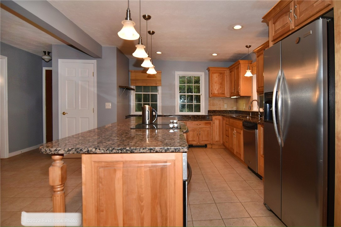 41 Chappel Pl Lane Exeter, RI 02822 - Photo 10 of 29