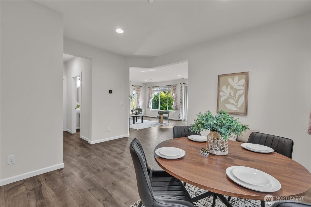 1326 192nd Place Southeast Bothell, WA 98012 - Photo 5 of 40